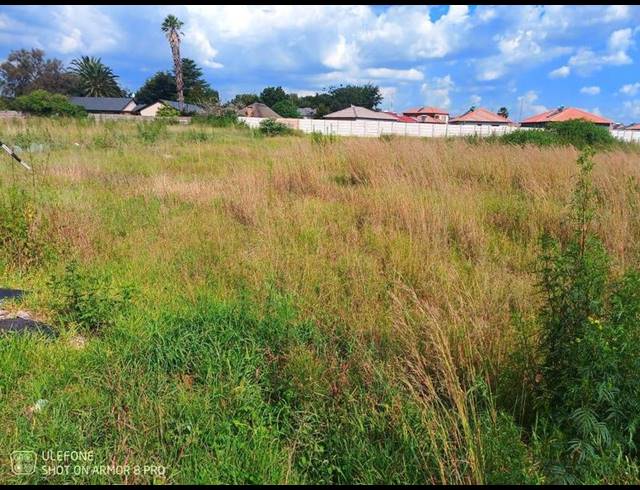 LAND FOR SALE IN DAWN PARK EXT
